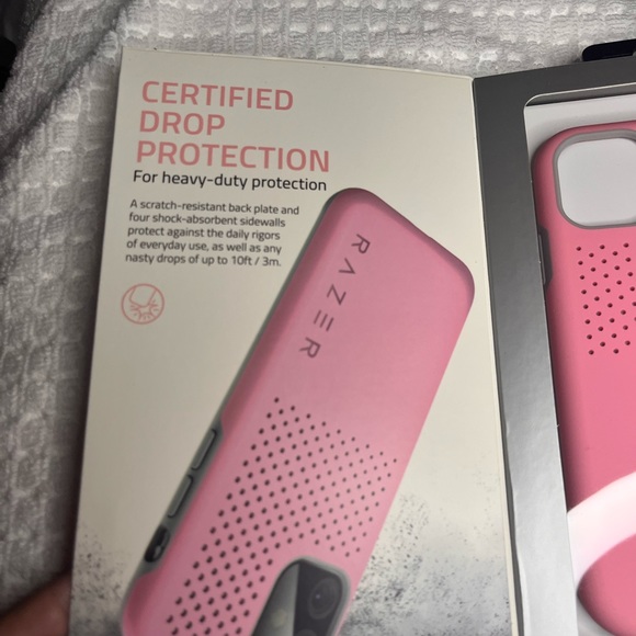 Razer Arctech Pro IPhone 6.1 case NEW - Picture 3 of 4